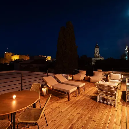 Fluvian Terrace Apartment